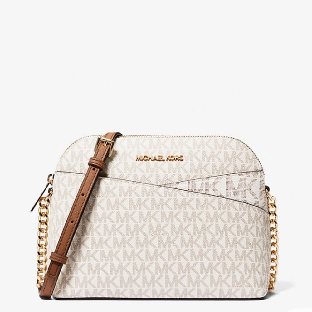 Michael Kors Jet Set Travel Medium Logo
Dome Crossbody Bag in vanilla